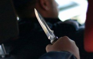 Keçmiş məhkum sabiq polis zabiti olan taksi sürücüsünə bıçaq çəkib pulunu apardı və...